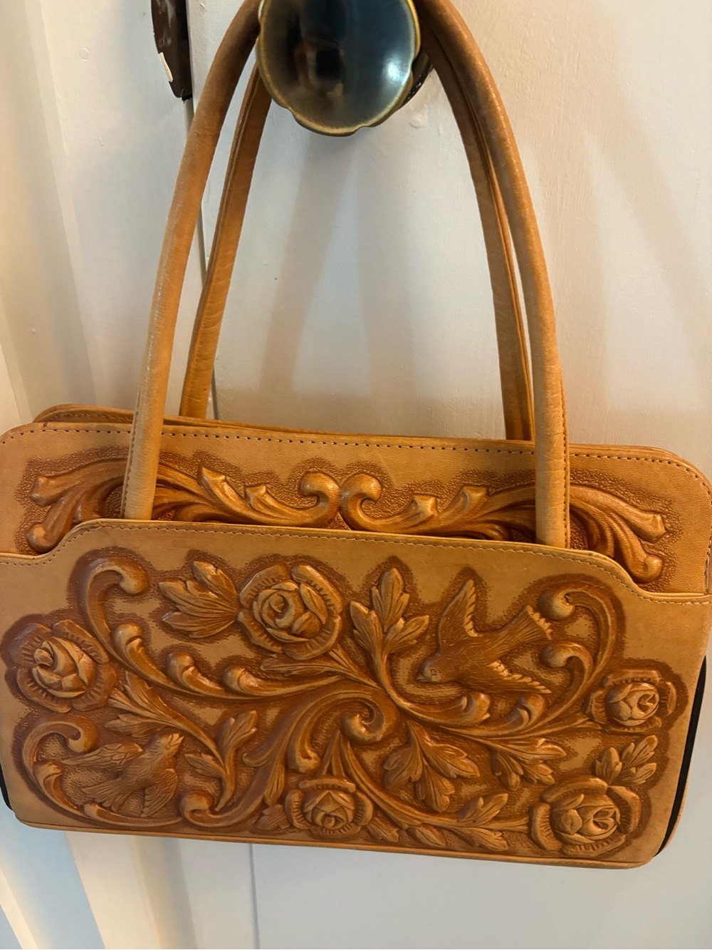 Mont Abur Medium Tan Leather Shoulder Purse Pre Owned